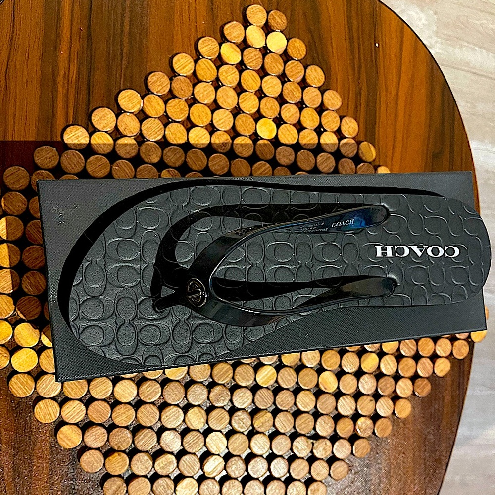(NIB) Black Auth. Coach Flip Flop Sandals